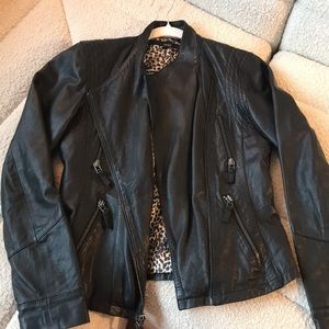 Like New Wilson’s Leather Moto Jacket! Spring Ready!